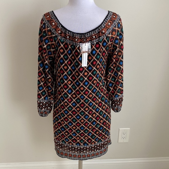 Alice + Olivia Gillian Embroidered Shift Dress - Picture 4 of 15